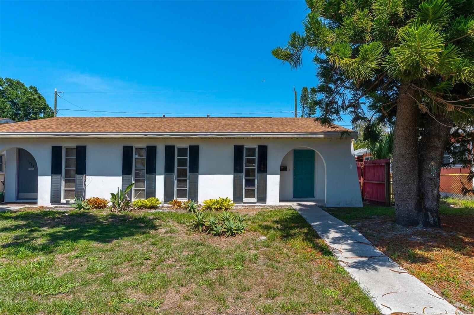 Property Photo: 1720 53rd Street S FL 33707