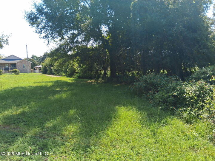 Property Photo:  161 Pine Street  MS 39530 