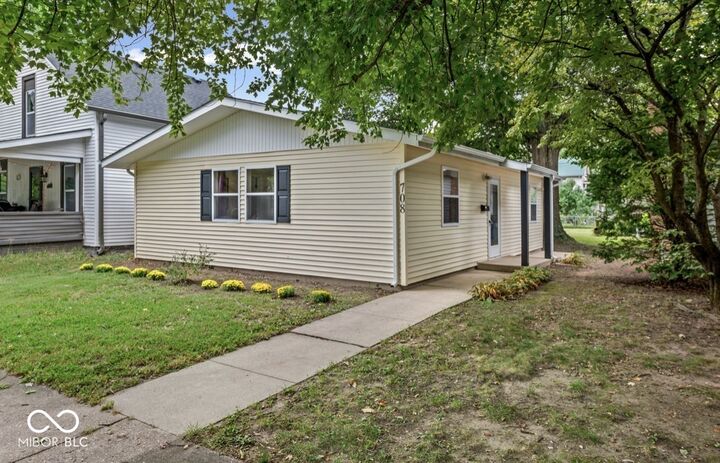 Property Photo:  708 Jefferson Street  IN 47932 