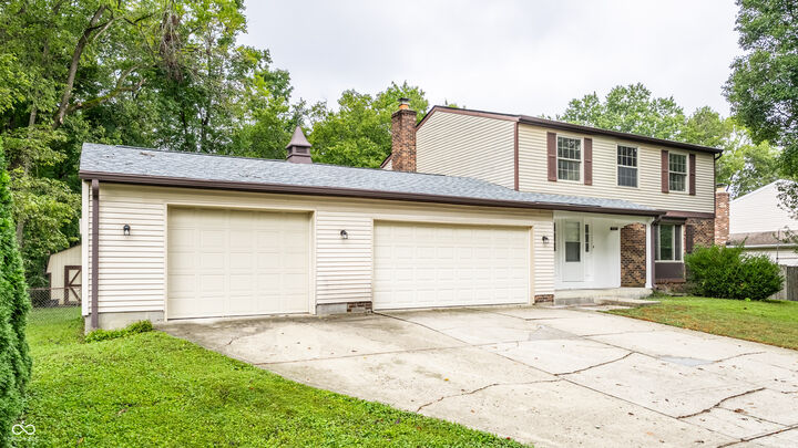 Property Photo:  9320 Thornwood Drive  IN 46250 