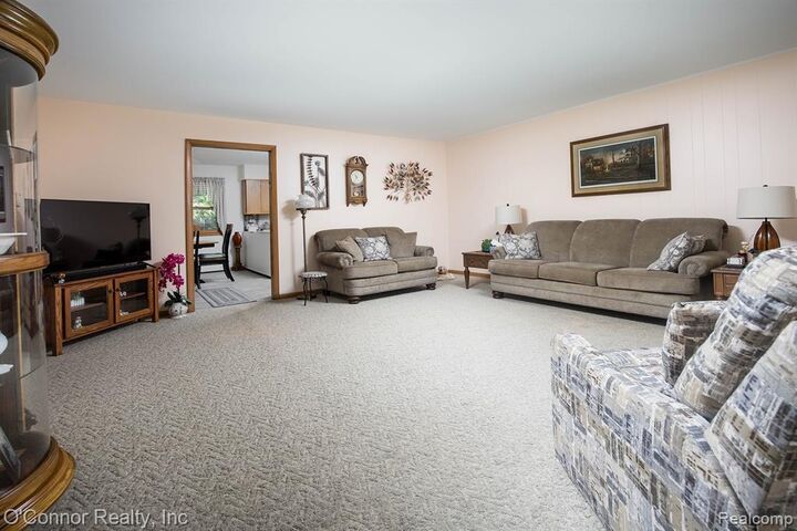 Property Photo: 312 Witherell Street MI 48079 5350