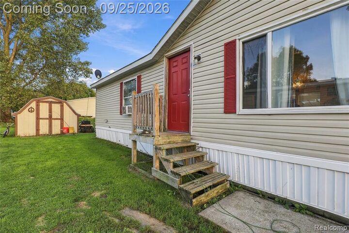 Property Photo:  5203 John R. Drive  MI 48507 