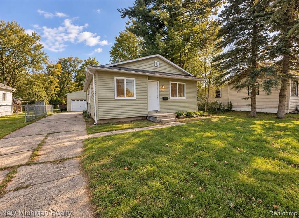 Property Photo:  7459 Wade Street  MI 48473 1424 