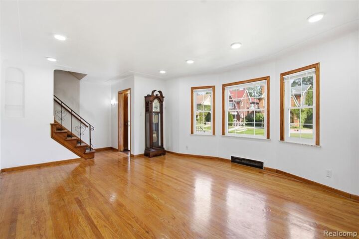Property Photo:  17337 Kentucky Street  MI 48221 2406 