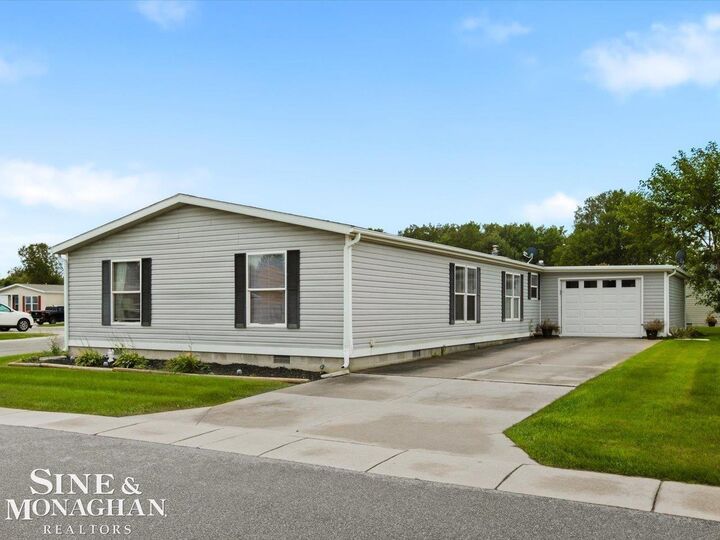 Property Photo:  3211 Keewahdin Lot 9 Road  MI 48059 