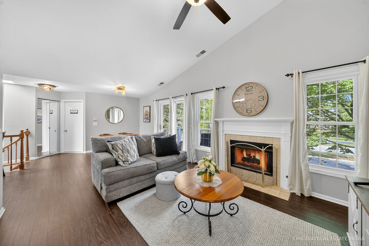 Property Photo: 2013 N Coldspring Road IL 60004