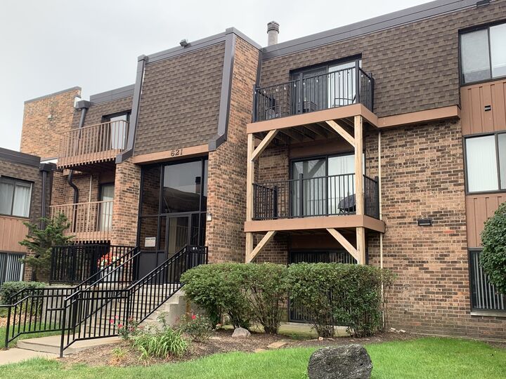 Property Photo:  621 Tralee Court 3A  IL 60193 