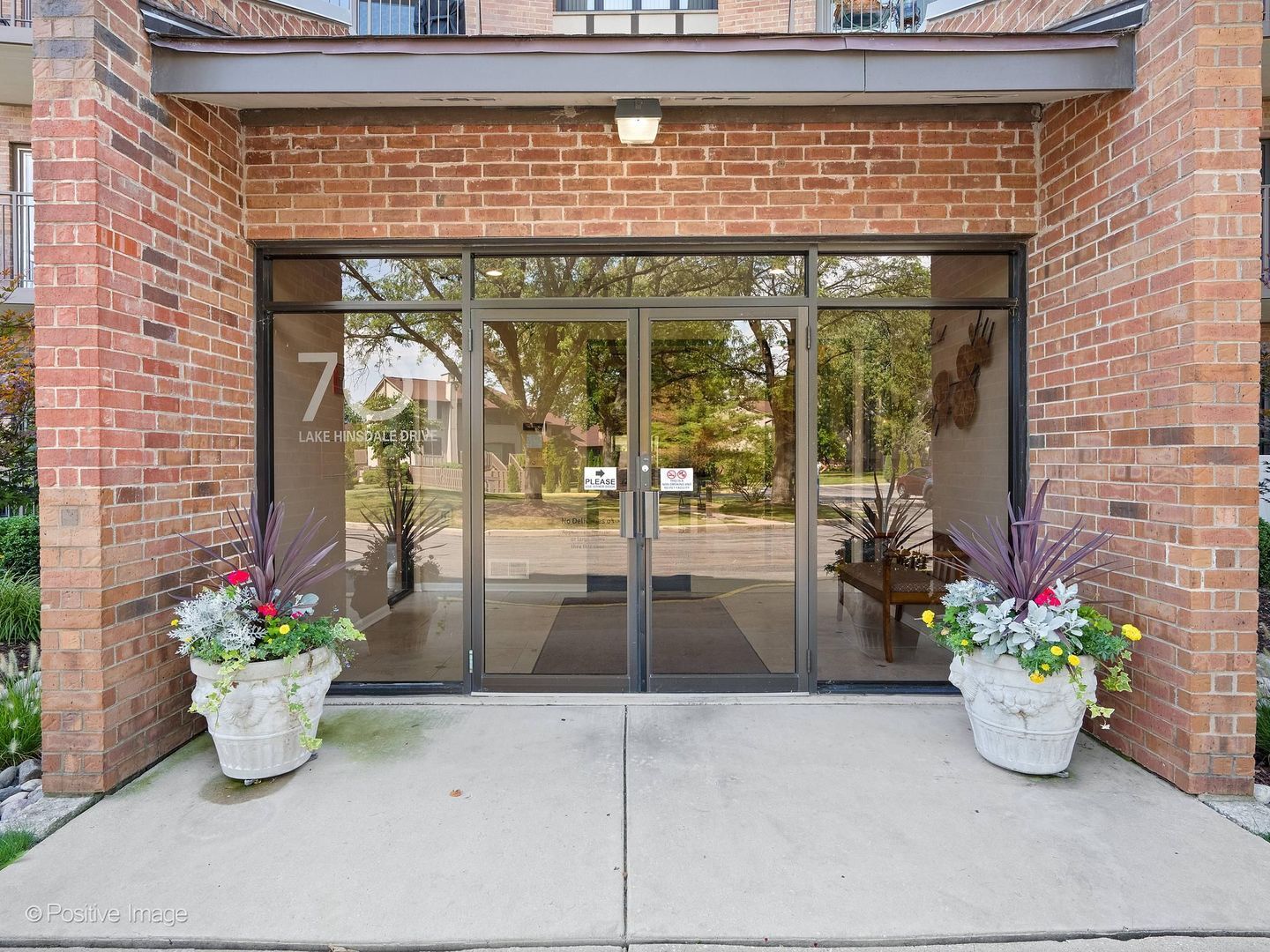 Property Photo: 701 Lake Hinsdale Drive 410 IL 60527