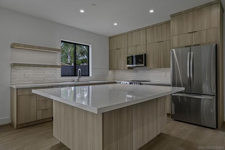 Property Photo:  6255 Dowling Dr  CA 92037 