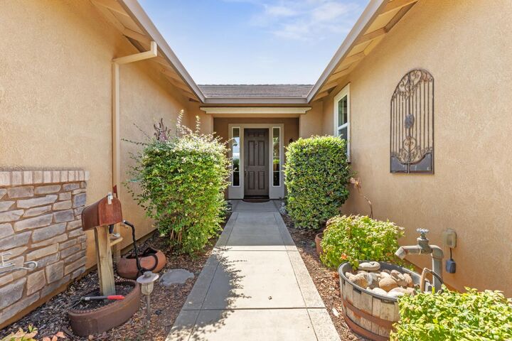 Property Photo:  7612 Nannos Court  CA 95326 