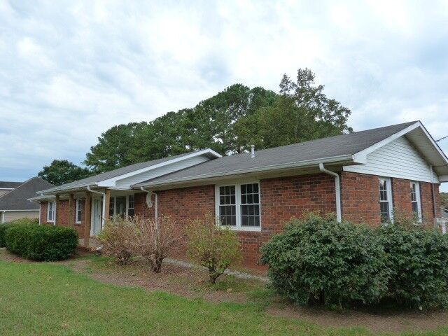 Property Photo: 505 Kindel Dr TN 37324