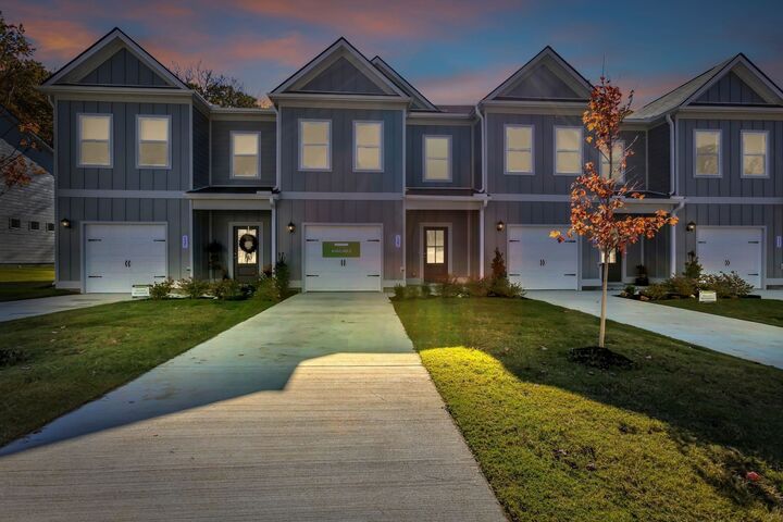 Property Photo:  127 Ironhorse Way  TN 37055 