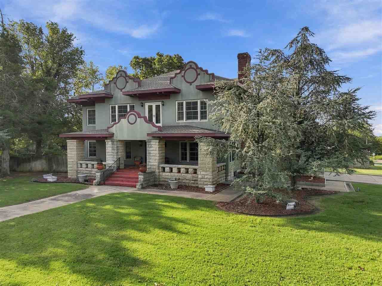 Property Photo: 1104 E Central OK 74604