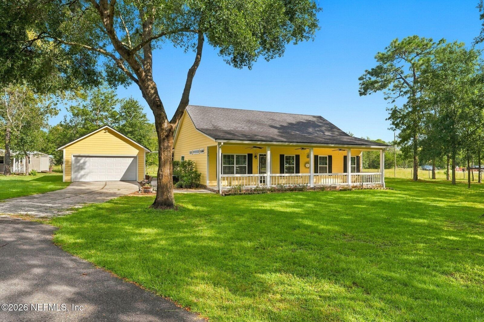 Property Photo: 1476 Long Bay Road FL 32068