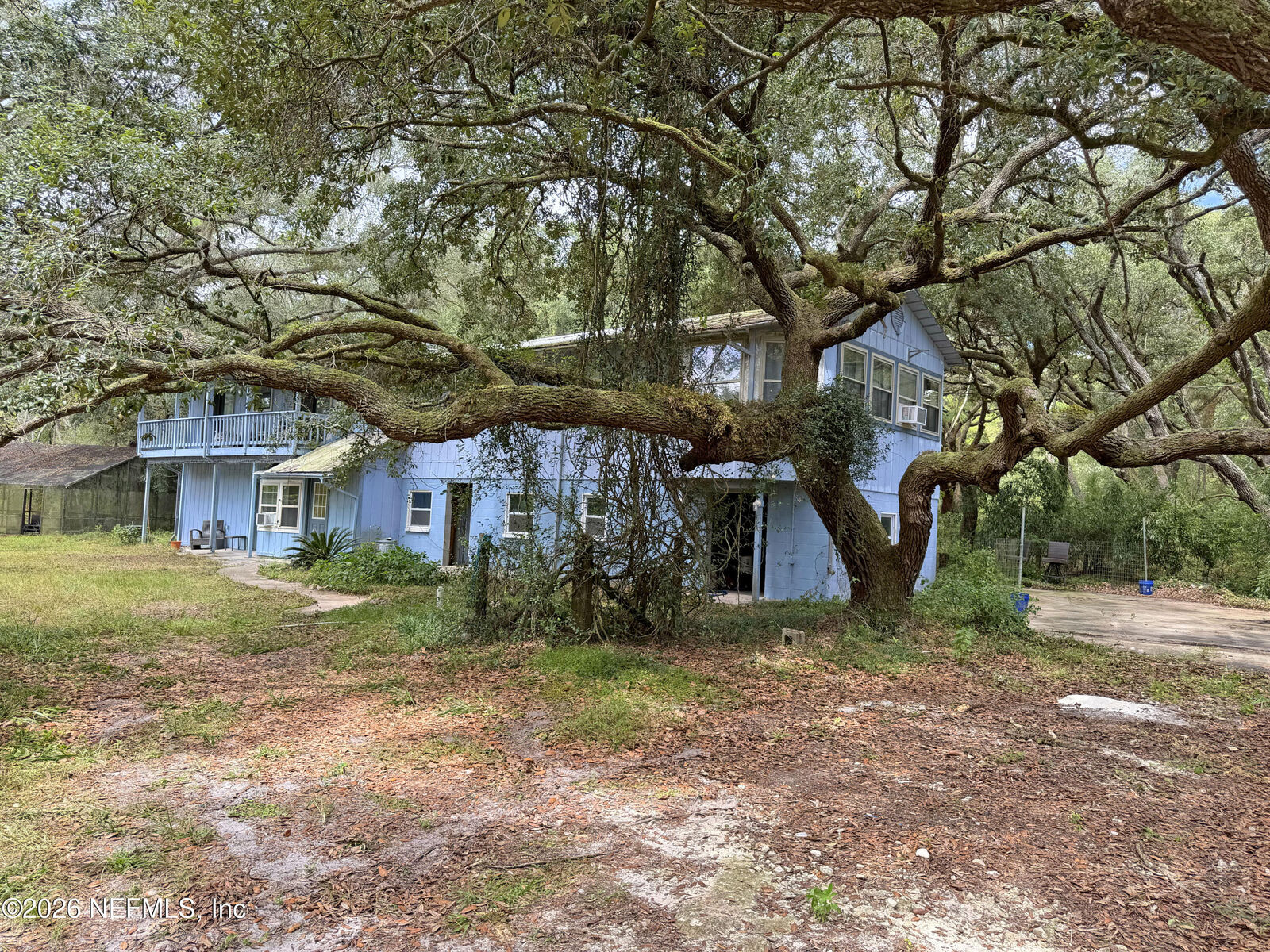 Property Photo:  18152 SW 111th Street  FL 32622 