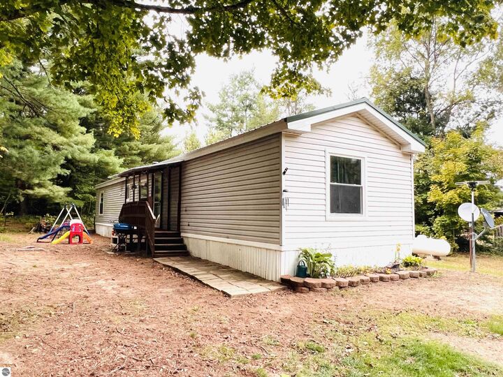 Property Photo: 785 E 46 Road MI 49601