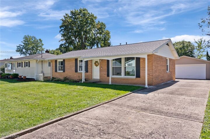 Property Photo: 139 Lindsey Road OH 44262