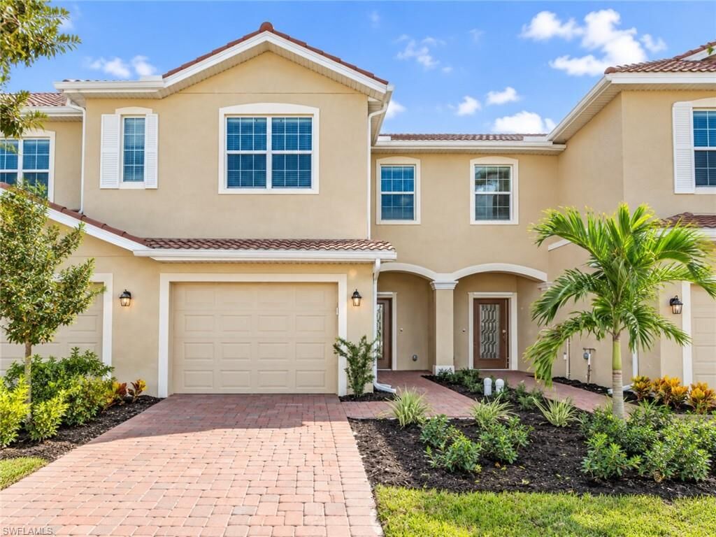 Property Photo: 2893 Citrus St FL 34120