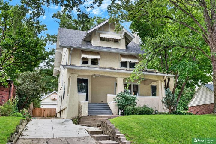 Property Photo: 505 S 58 Street NE 68106