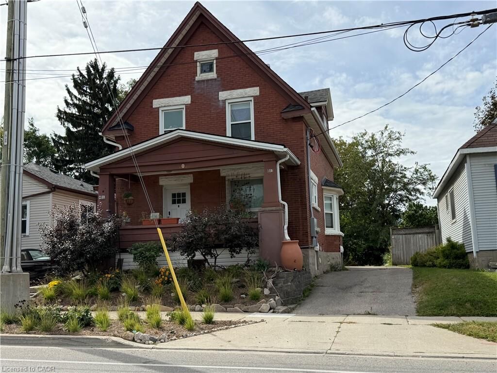 Property Photo: 401 Courtland Avenue E Main ON N2G 2W3