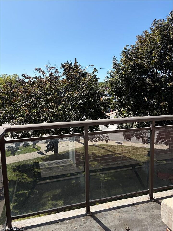 Property Photo: 2 Grant Boulevard 6 ON L9H 4L4
