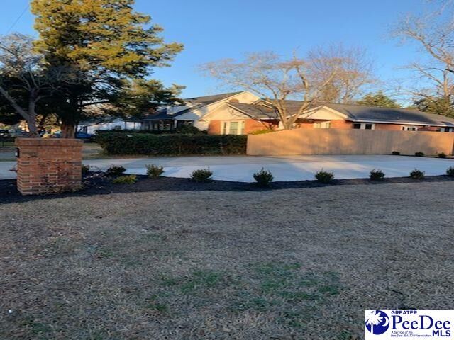 Property Photo: 1213 Gregg Avenue SC 29501