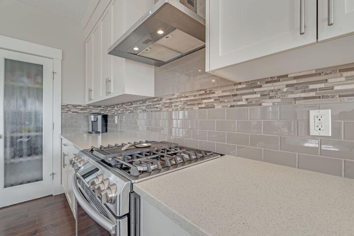 Property Photo:  198 Mahogany Passage SE  AB T3M 2J7 