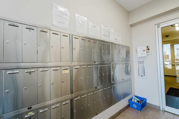 Property Photo:  12015 Royal Oaks Drive 202  AB T8V 2K8 