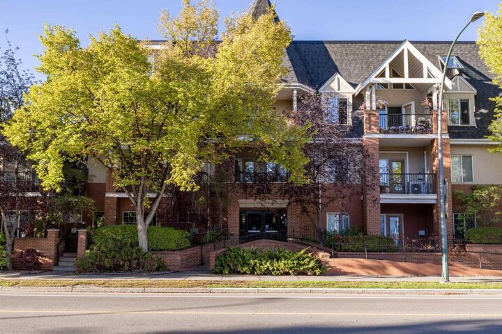 Property Photo:  1110 5 Avenue NW 122  AB T2N 0R6 