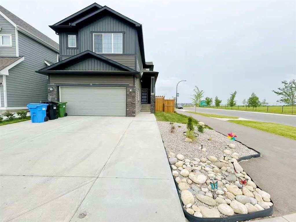 Property Photo:  10 Verity Landing SW  AB T2Y 0T1 