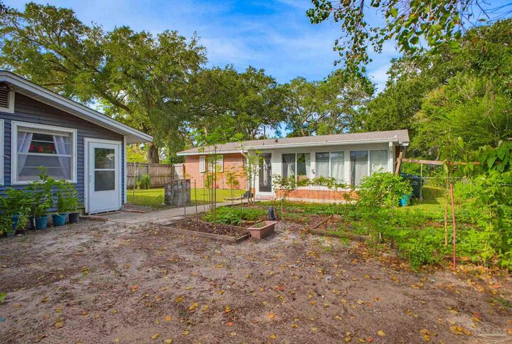 Property Photo:  700 N 79th Ave  FL 32506 