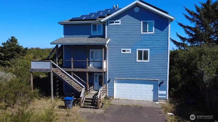 Property Photo: 1264 E Ocean Shores Boulevard SW WA 98569