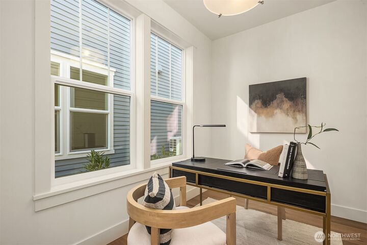 Property Photo: 12523 NE 94th Street WA 98033