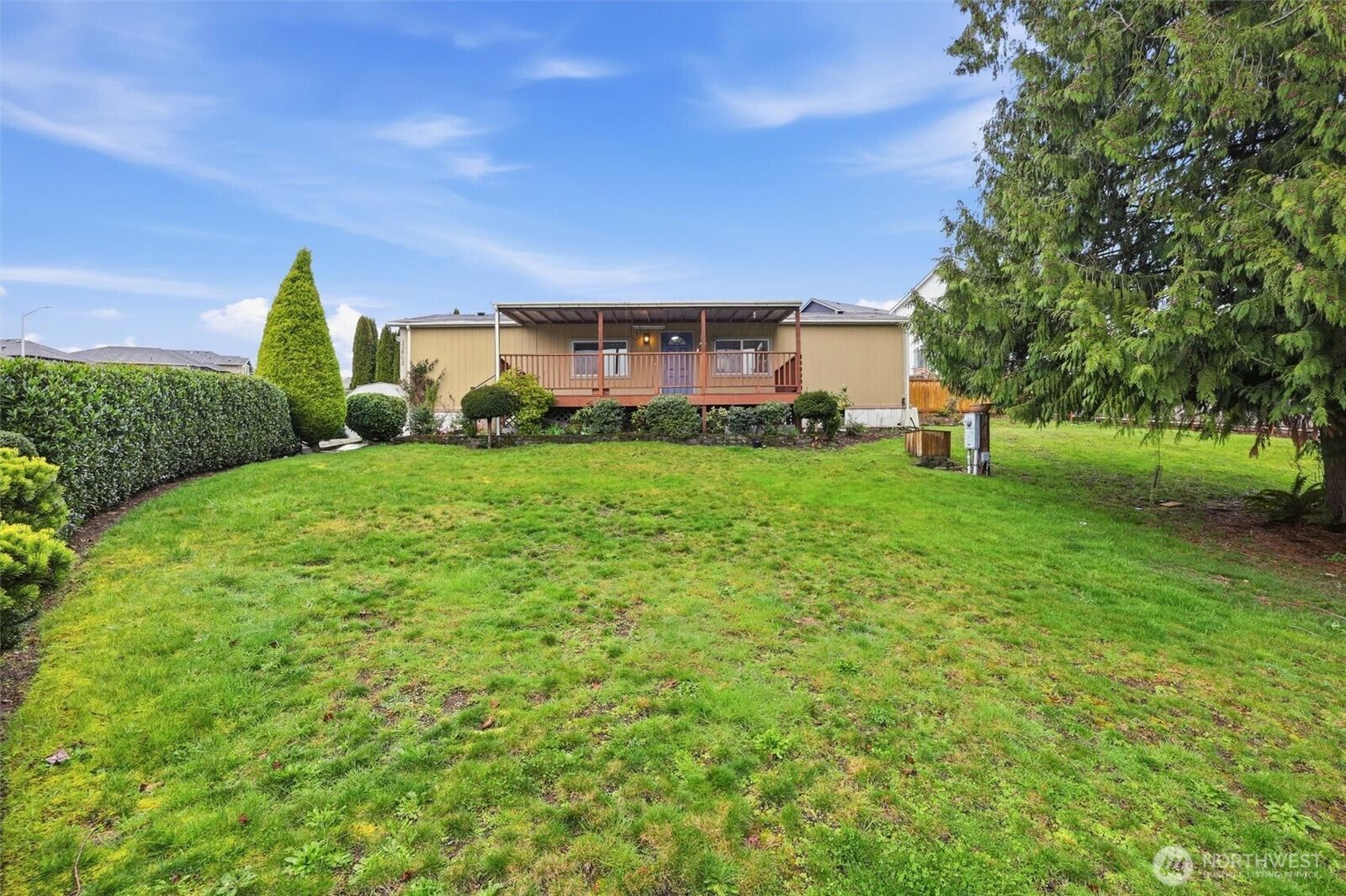 Property Photo: 13868 Chain Lake Rd WA 98272