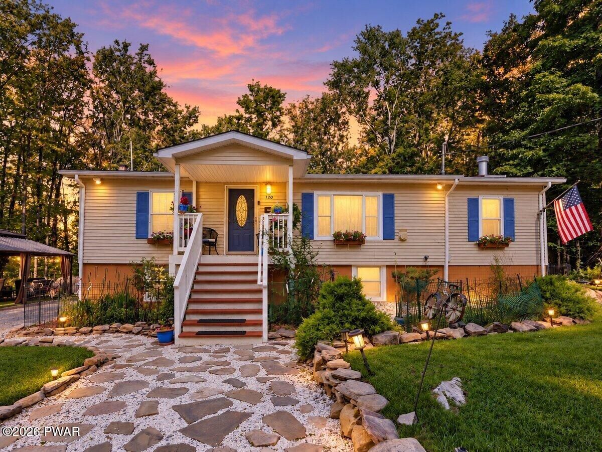 Property Photo:  120 Tiffany Road  PA 18428 