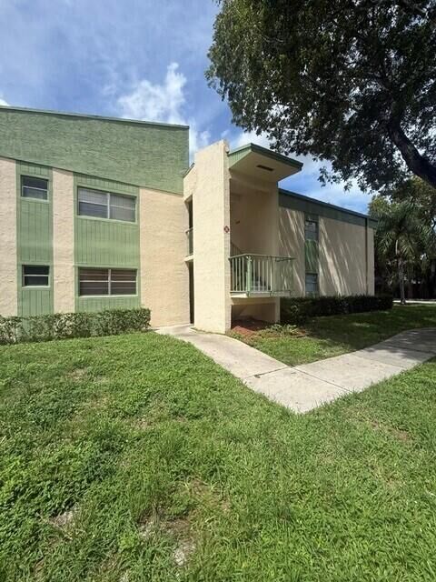 Property Photo:  4141 NW 90th Avenue 101  FL 33065 