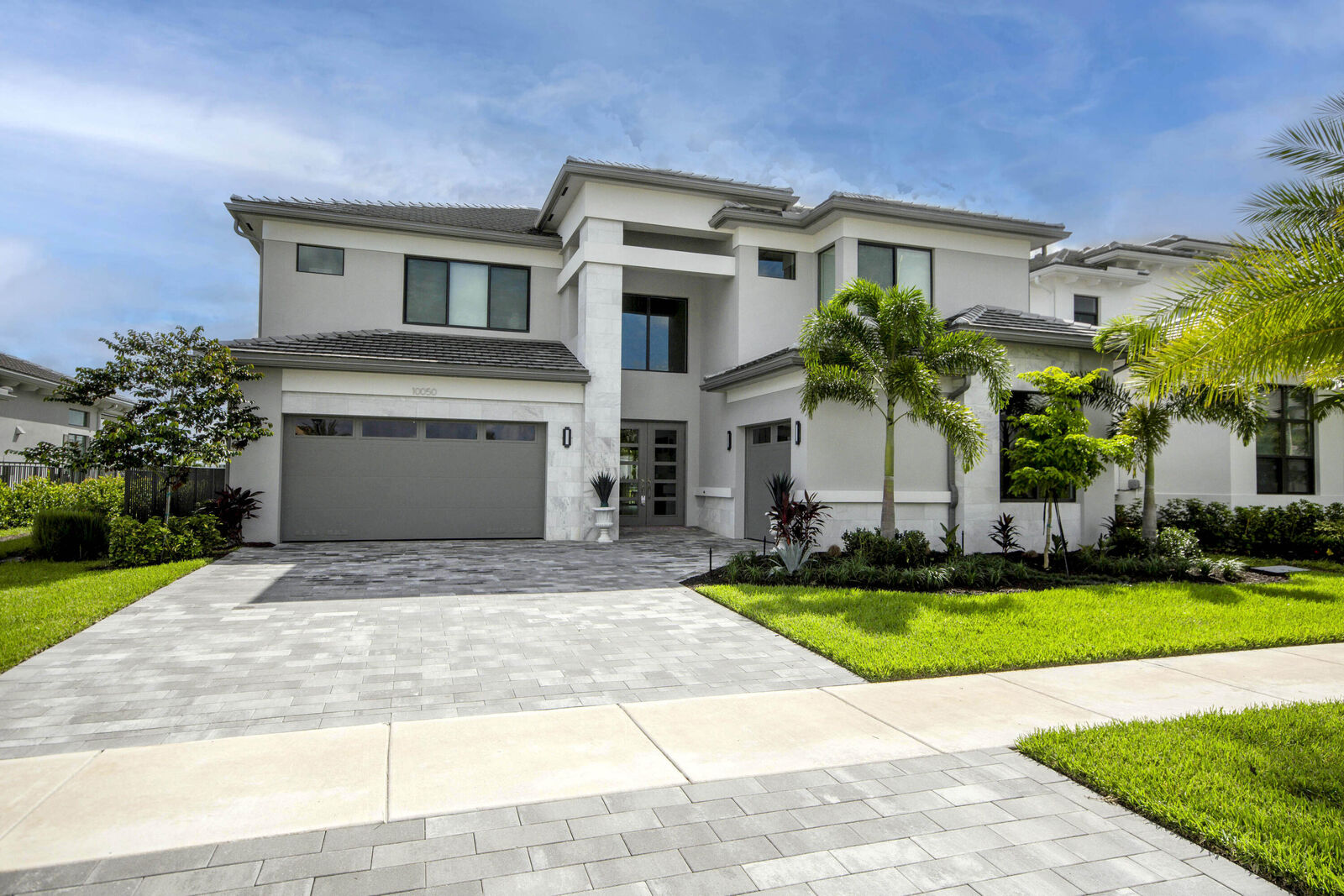 Property Photo: 10050 Skyloft Street FL 33412