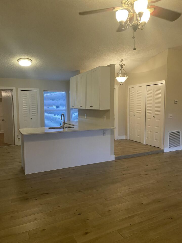 Property Photo: 1866 SW Effland Avenue FL 34953