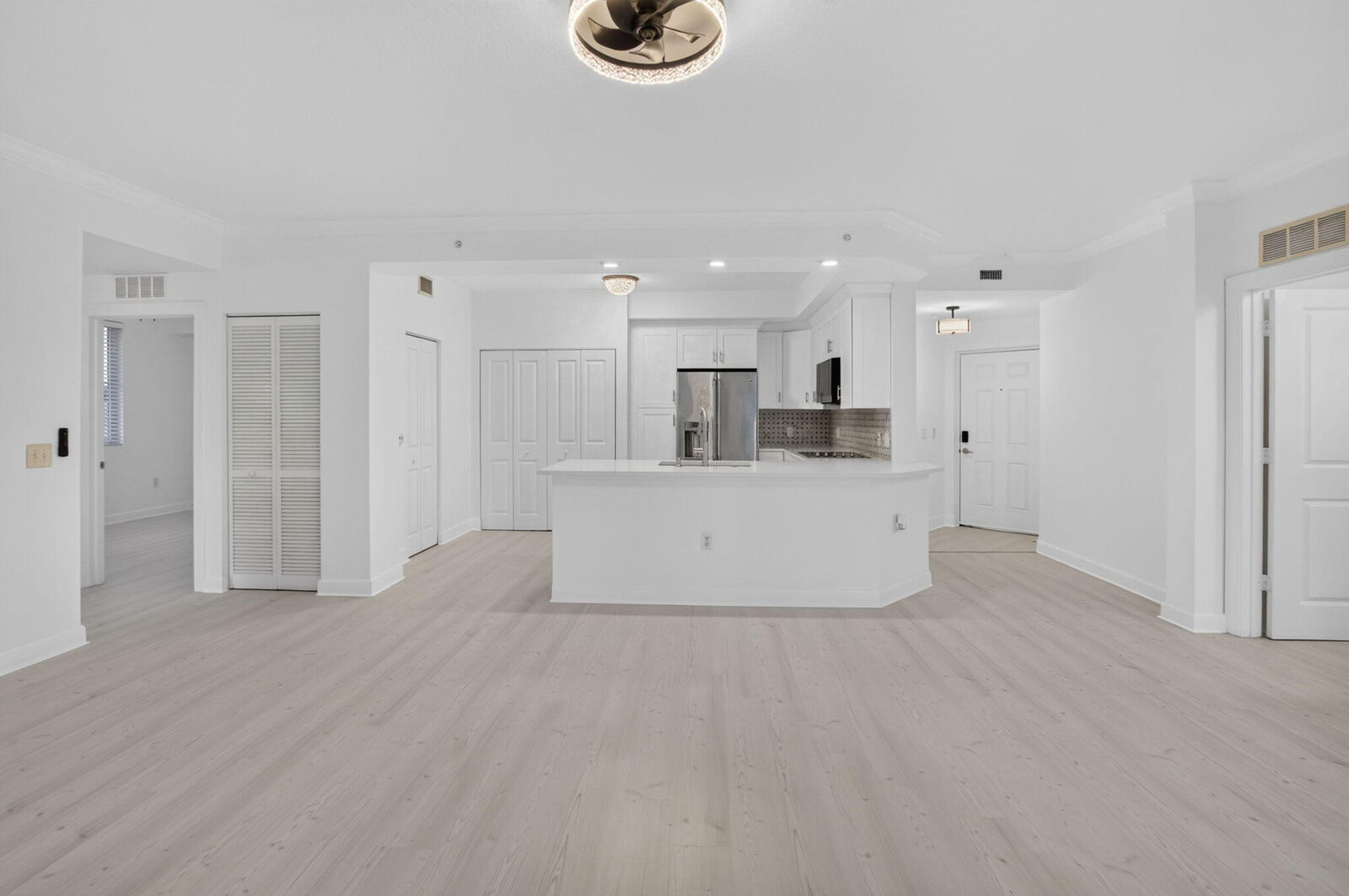 Property Photo: 1690 Renaissance Commons Boulevard 1201 FL 33426