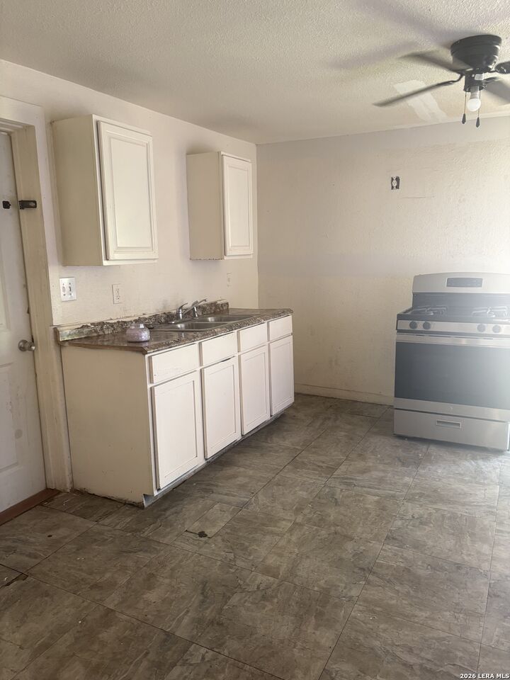 Property Photo:  1220 Romero  TX 78237 