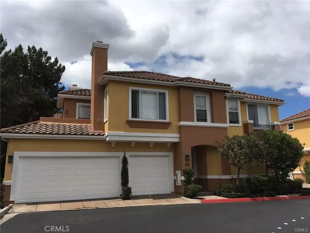 Property Photo:  1701 Reggio Aisle  CA 92606 