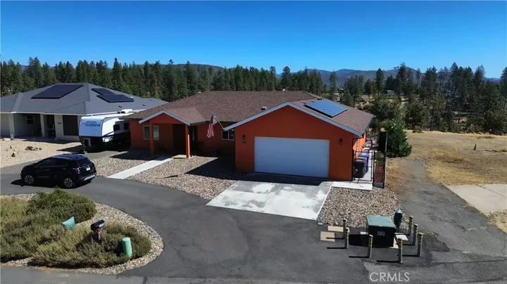 Property Photo:  1724 Ellis  CA 95969 