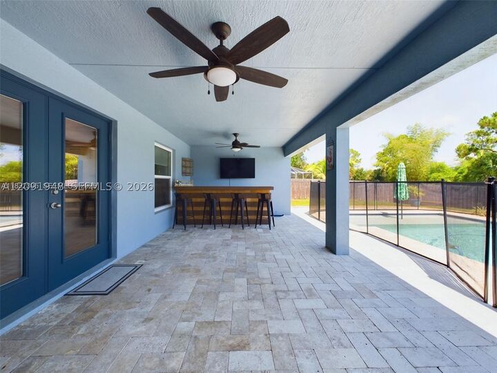 Property Photo:  1557 SW Aledo Ln  FL 34953 