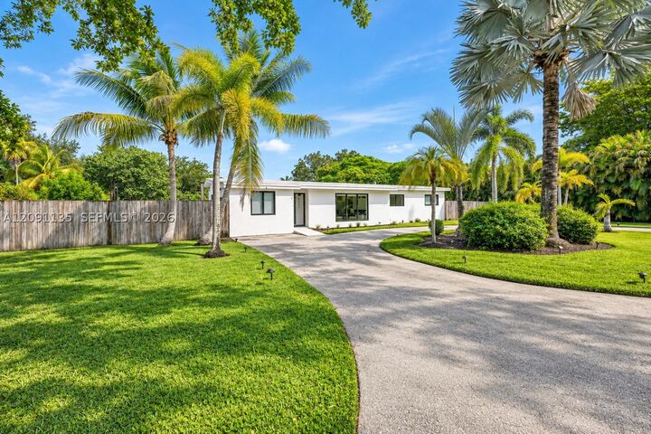 Property Photo:  9401 SW 82nd Ave  FL 33156 