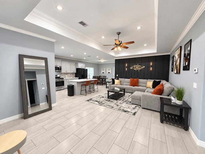 Property Photo:  7725 Honeywood Trl  TX 77642 