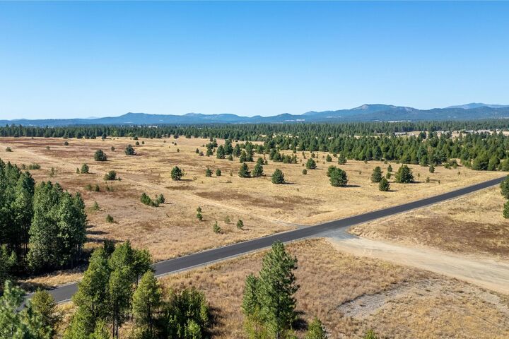 Property Photo:  Nka W Slaton Ln Lot 53  WA 99006 