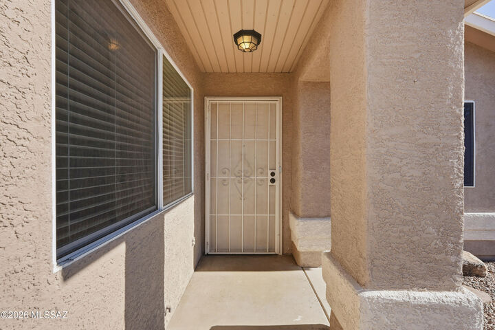 Property Photo: 7821 S Kilbrennan Way AZ 85747