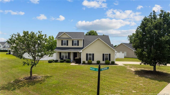 Property Photo: 1921 Yellowbrick Road NC 28314