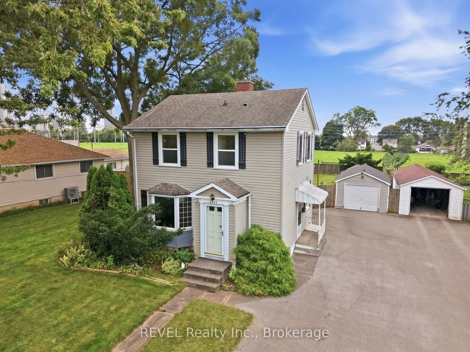 Property Photo:  5892 Murray Street  ON L2G 2J8 