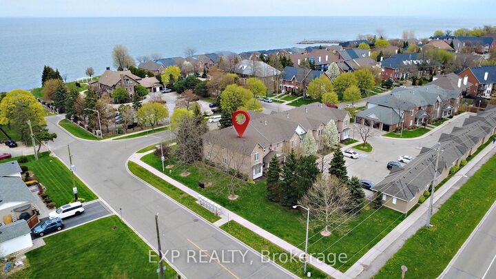 Property Photo:  2 Harbour Drive 9  ON L8E 6B1 